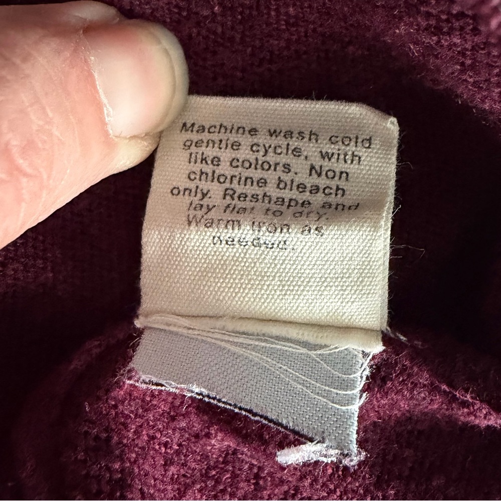 J. Crew Cashmere Cotton Blend V-Neck Sweater in Maroon Men’s Medium - Picture 10 of 10